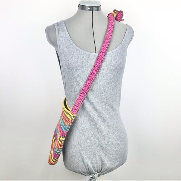 Bamboo Trading Company Colorful Soft Woven Guatemalan Crossbody Bag - Picture 4 of 11